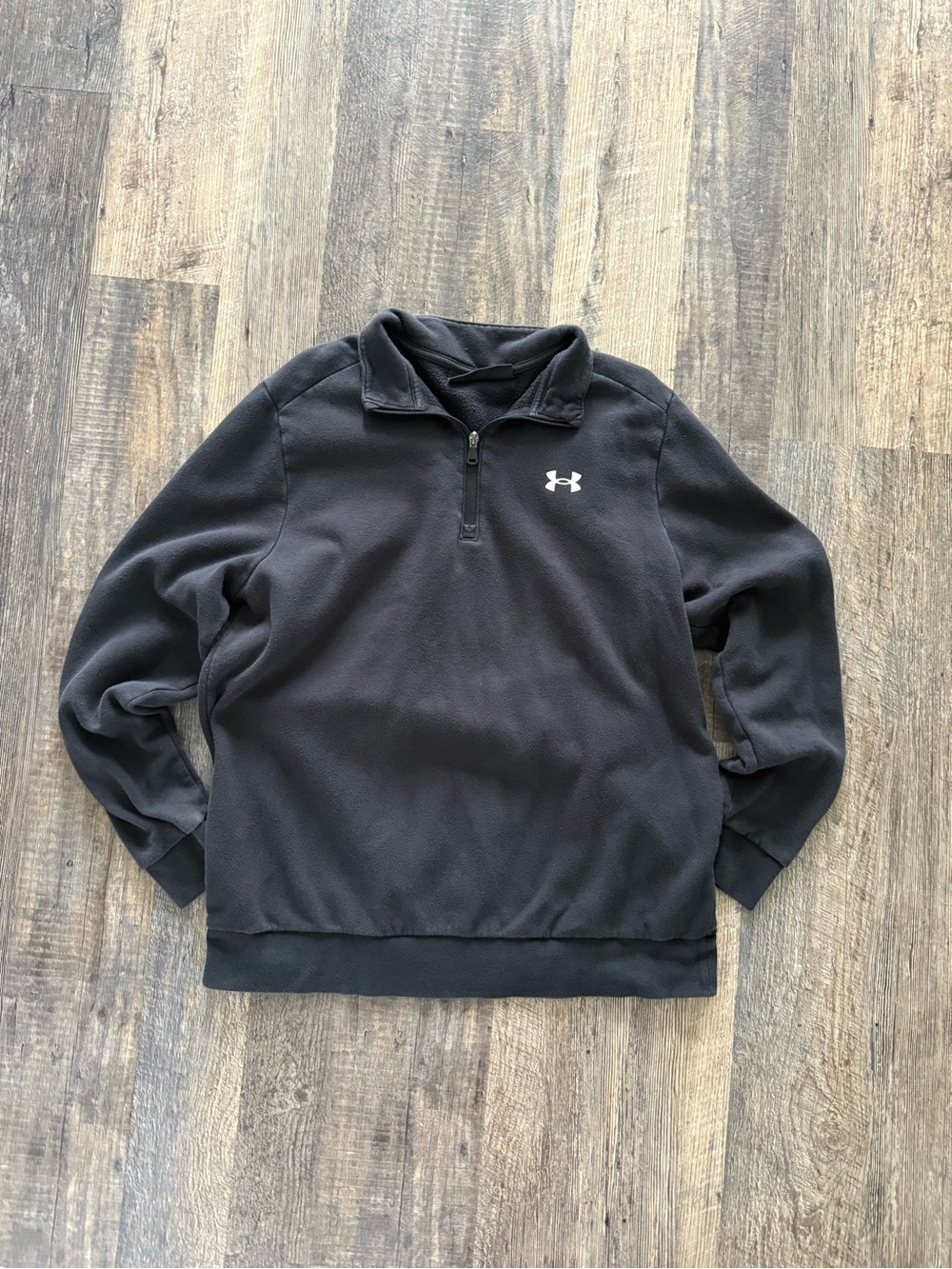 LG Black Under Armour Pullover Sweatshirt